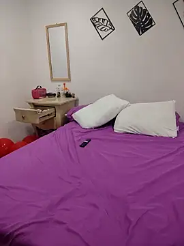 Miss balloonsmila online show from February 16, 2025, 9:59 pm