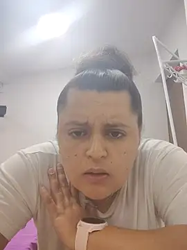 Miss balloonsmila online show from September 17, 2025, 11:06 pm