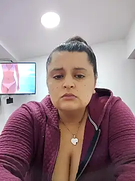 Miss balloonsmila online show from October 24, 2025, 3:47 am