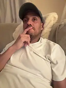 Matdeanslavenh online show from October 25, 2025, 12:40 am