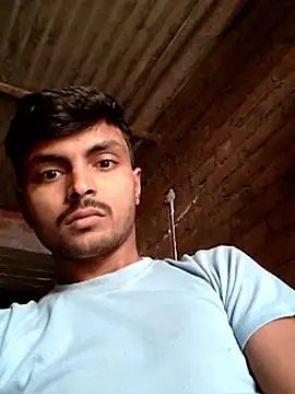 Suraj223kumar online show from October 12, 2025, 1:04 am