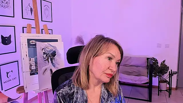 Snapshot of RosalindaFortuna chatting on February 6, 2025, 10:48 am RosalindaFortuna online show from February 6, 2025, 10:48 am