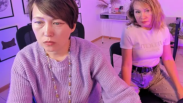 Snapshot of RosalindaFortuna chatting on February 11, 2025, 10:59 am RosalindaFortuna online show from February 11, 2025, 10:59 am