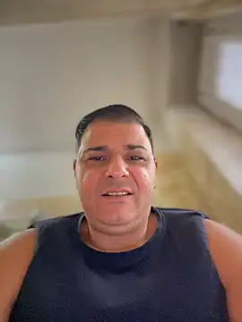 SecretlyDD online show from February 9, 2025, 1:46 pm