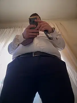 SecretlyDD online show from February 20, 2025, 11:42 am