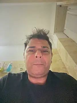 SecretlyDD online show from March 18, 2025, 1:32 am