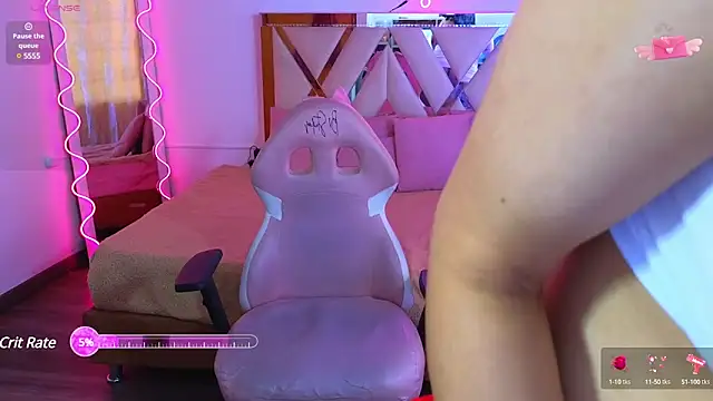 Emilly tay online show from January 19, 2025, 2:59 pm