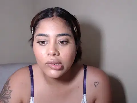 sexystrip02 online show from June 3, 2026, 8:25 pm