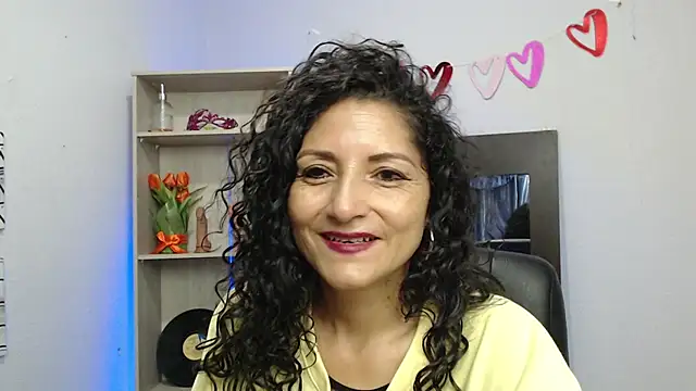 arianna ros3 online show from February 12, 2025, 3:38 pm