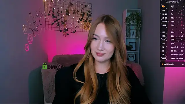 playful sophie online show from October 2, 2025, 7:32 pm