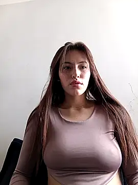 eriika deep  online show from December 2, 2025, 6:03 pm