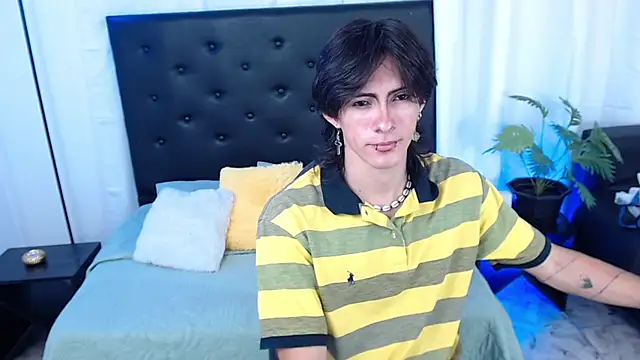 andreey50 online show from November 27, 2025, 1:24 pm