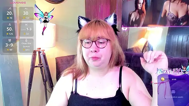 Snapshot of chloe_prg chatting on February 2, 2026, 3:11 pm chloe prg online show from February 2, 2026, 3:11 pm