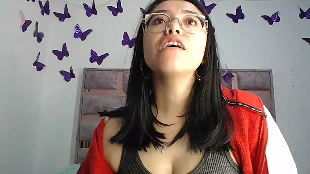 Snapshot of Anny_Fox- chatting on June 2, 2026, 2:57 am Anny Fox- online show from June 2, 2026, 2:57 am
