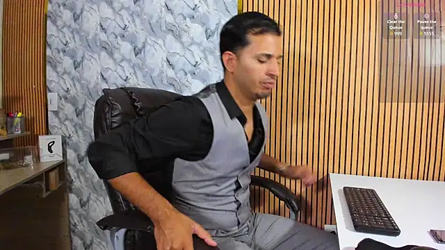 Hideintheoffice online show from March 12, 2026, 11:49 am