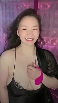 baobaomiqi linger online show from September 24, 2025, 4:32 pm