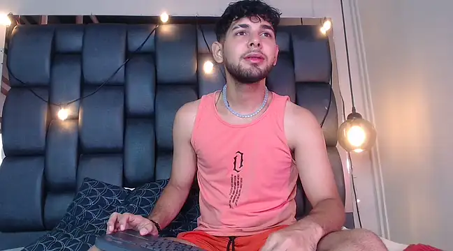 Samir bear online show from March 4, 2025, 12:22 pm