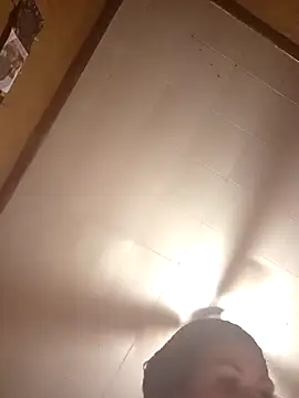 carmelbbyx22 online show from April 18, 2026, 1:53 am