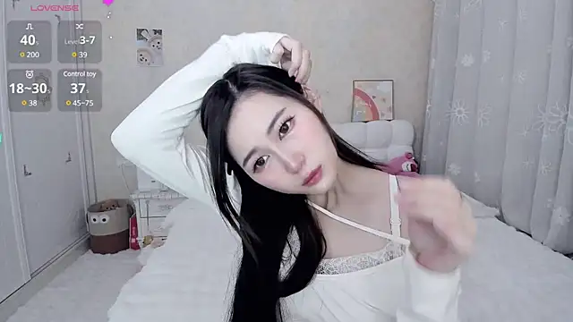 Tomakto online show from February 19, 2025, 11:04 pm