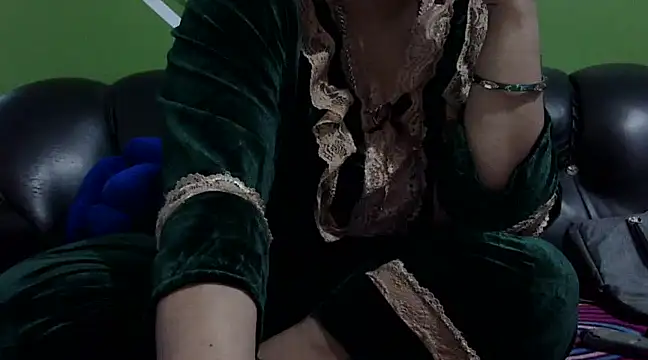 Housewife12 online show from February 8, 2025, 7:37 am