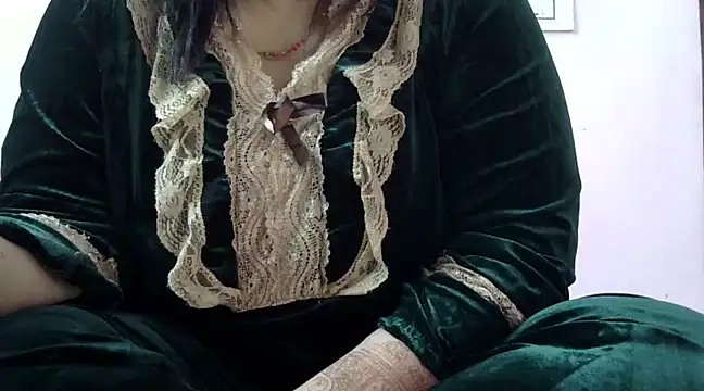 Housewife12 online show from March 1, 2025, 8:34 am