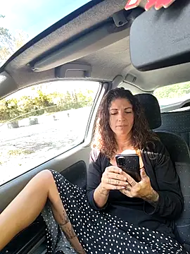 sansan2411 online show from October 8, 2025, 12:14 pm