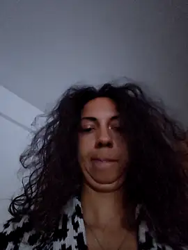 naughty69curls online show from October 19, 2025, 6:19 pm