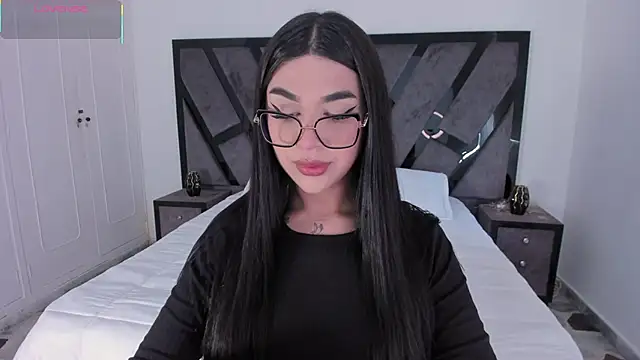 RoseCassie online show from April 21, 2026, 2:01 pm