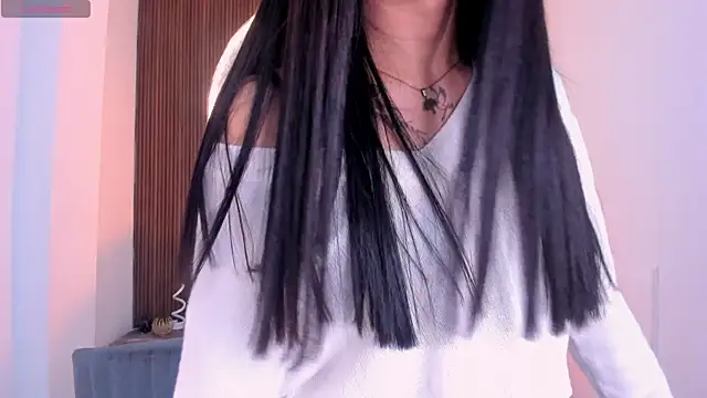 RoseCassie online show from May 4, 2026, 1:51 pm