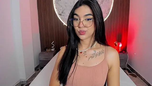 RoseCassie online show from May 11, 2026, 1:17 pm