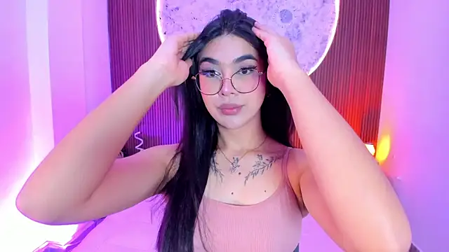 RoseCassie online show from May 27, 2026, 1:19 pm