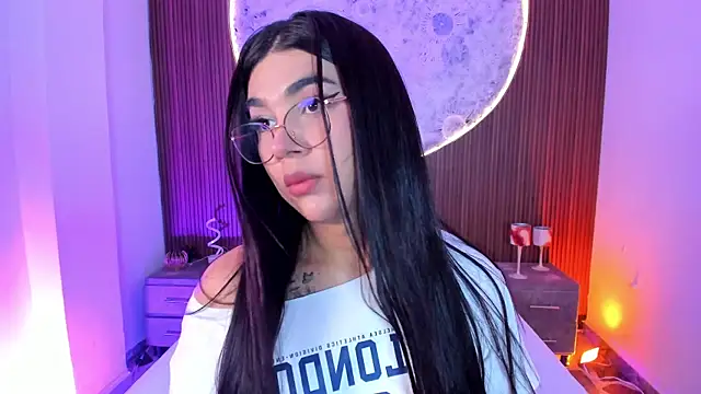 RoseCassie online show from May 28, 2026, 2:03 pm