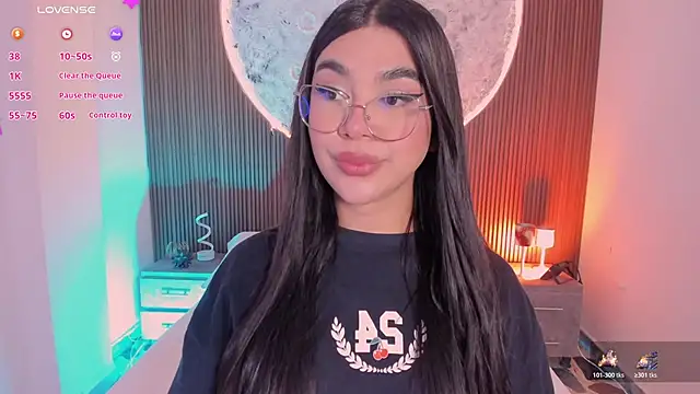 RoseCassie online show from June 29, 2026, 1:11 pm
