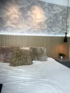 AinaraJimenez online show from November 24, 2025, 7:24 pm