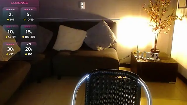 mia collens online show from January 24, 2025, 12:42 am