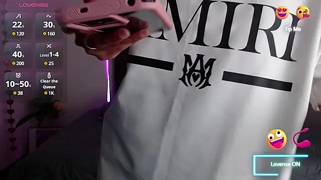 mia collens online show from March 11, 2025, 12:54 am