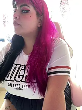 Pinky-Flower online show from February 4, 2025, 8:38 pm