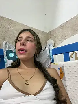 Snapshot of evaFiore chatting on March 15, 2025, 3:07 am evaFiore online show from March 15, 2025, 3:07 am