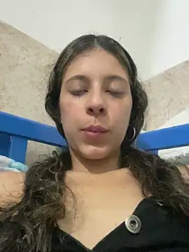 Snapshot of evaFiore chatting on March 22, 2025, 3:41 am evaFiore online show from March 22, 2025, 3:41 am