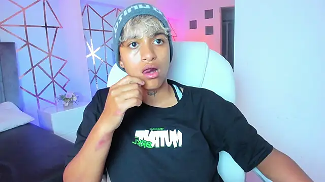 Dominick jones online show from January 8, 2025, 1:11 am