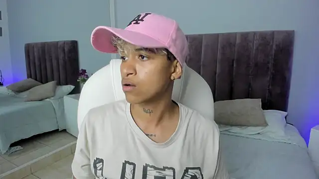 Dominick jones online show from February 8, 2025, 11:24 pm