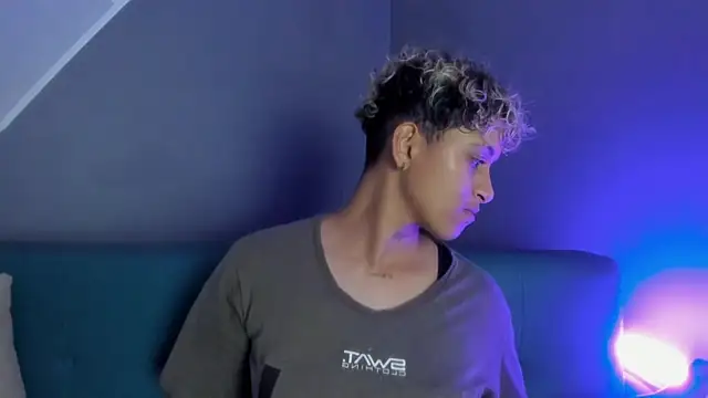 Dominick jones online show from February 28, 2025, 10:50 pm