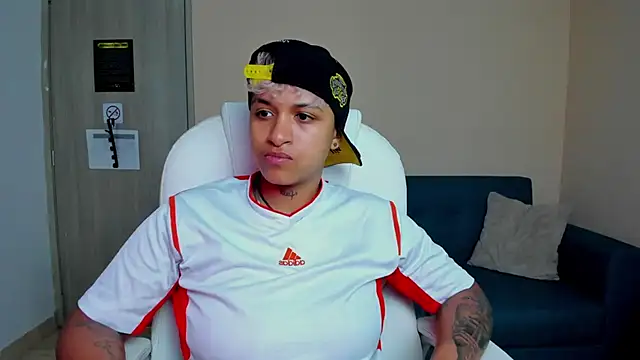 Dominick jones online show from September 10, 2025, 4:34 am