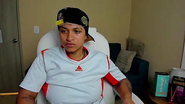 Dominick jones online show from September 10, 2025, 6:08 pm