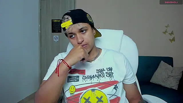 Dominick jones online show from September 22, 2025, 10:23 pm