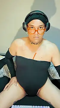 NikkelSofia online show from May 18, 2026, 9:26 am