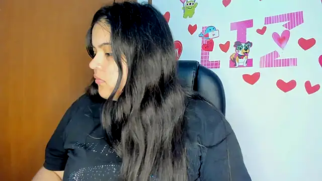 lizzie c online show from February 14, 2025, 11:42 pm