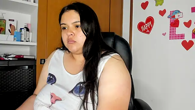 lizzie c online show from February 19, 2025, 8:20 pm