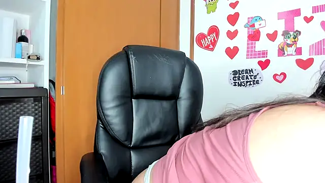 lizzie c online show from March 2, 2025, 2:08 am