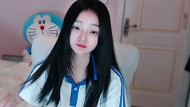 xiao-xiao-D online show from March 6, 2025, 3:35 pm